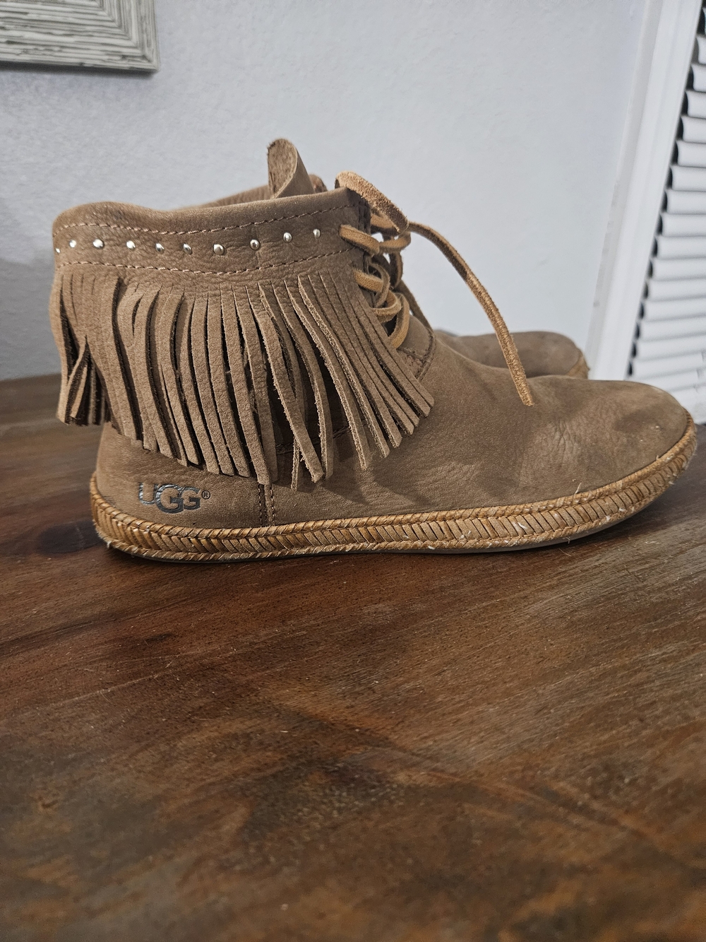 UGG Alexia Fringe Moccasin Ankle Boots Nubuck Leather Boho Chic Festival Size 7